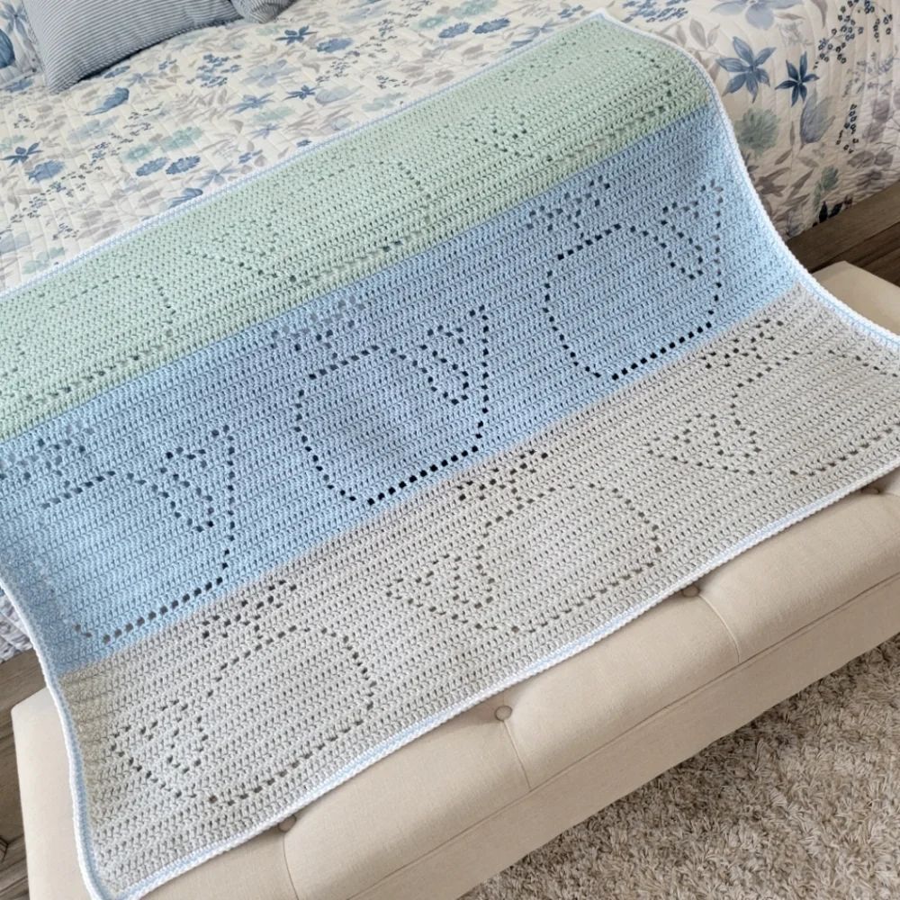 NEW WHALE-THEMED BABY BLANKET